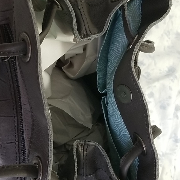 Suede grey handbag - Picture 3 of 7